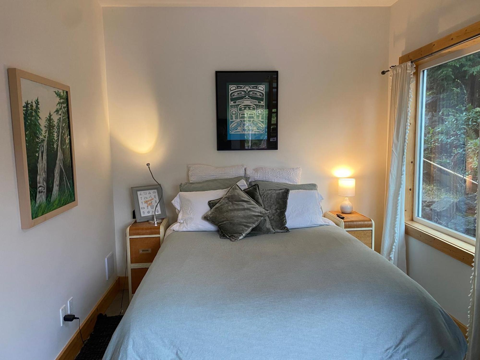 Lucky Creek Guest Suite Ucluelet Bagian luar foto